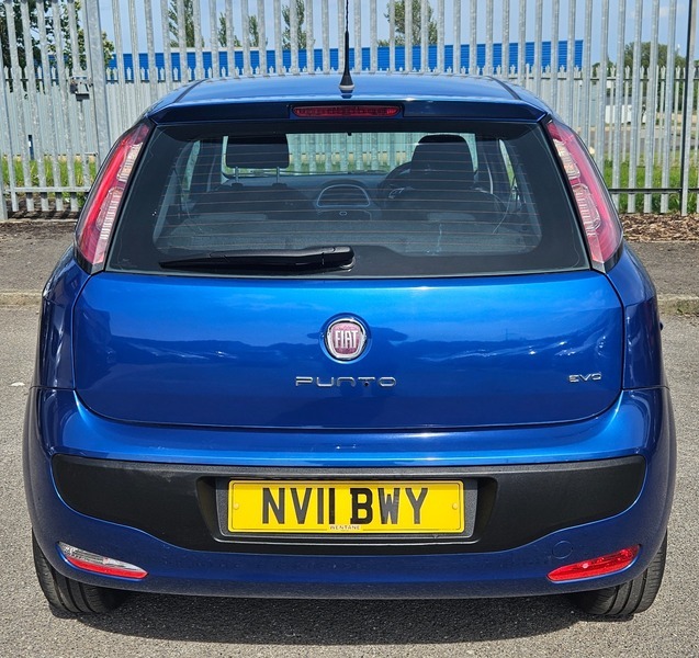 Fiat Punto 1.4 Active White #13
