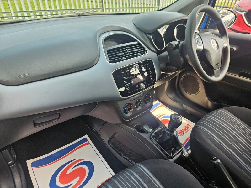 Fiat Punto 1.4 Active White #10