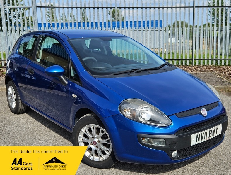 Fiat Punto 1.4 Active Hatchback Blue