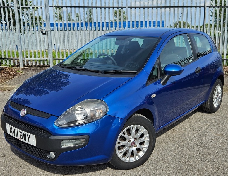 Fiat Punto 1.4 Active Hatchback Blue #3