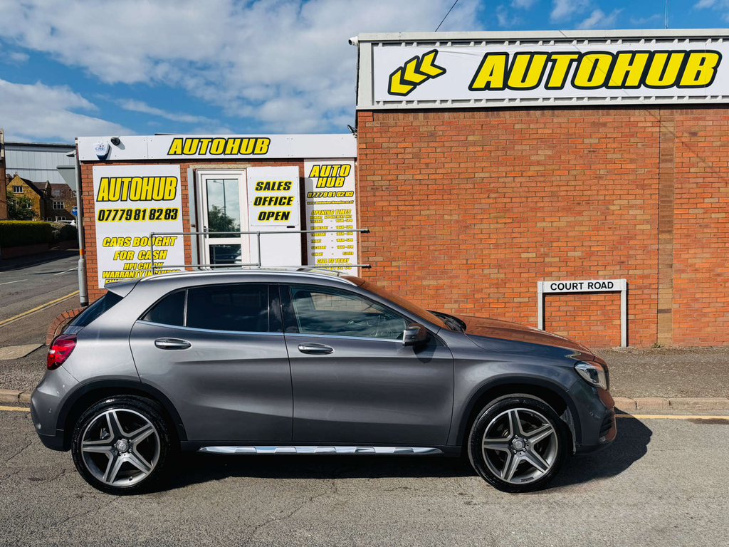 Mercedes-Benz GLA Class Amg Line Premium D 4Matic 4Wd YN67RRO #2