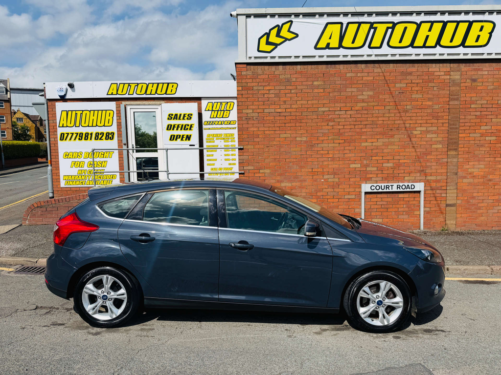 Ford Focus Zetec 125 LS63XCO  #2