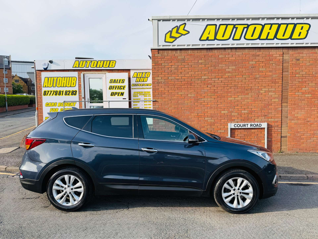 Hyundai Santa Fe Premium Blue Drive Crdi 4Wd EO17KNH  #2