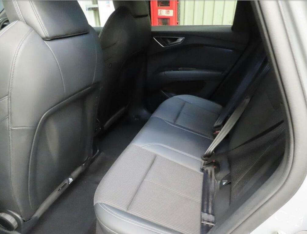 Audi Q4 E Tron 40 S Line 82Kwh VK71KHD Grey #4