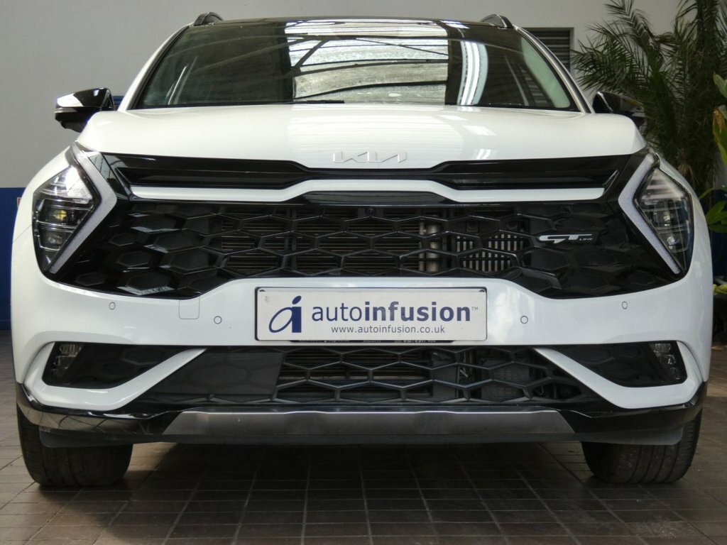 Kia Sportage 1.6L Gt-line S DA22OUW White #2