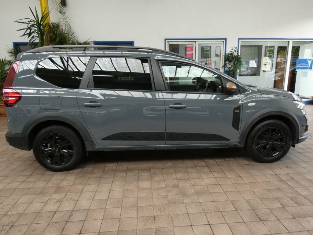 Dacia Jogger 1.6L Extreme BL74YCF Grey #4