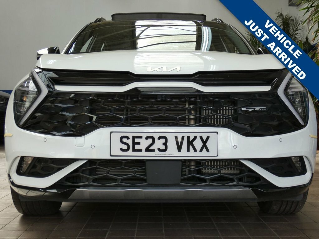 Kia Sportage 1.6L Gt-line S SE23VKX White #2