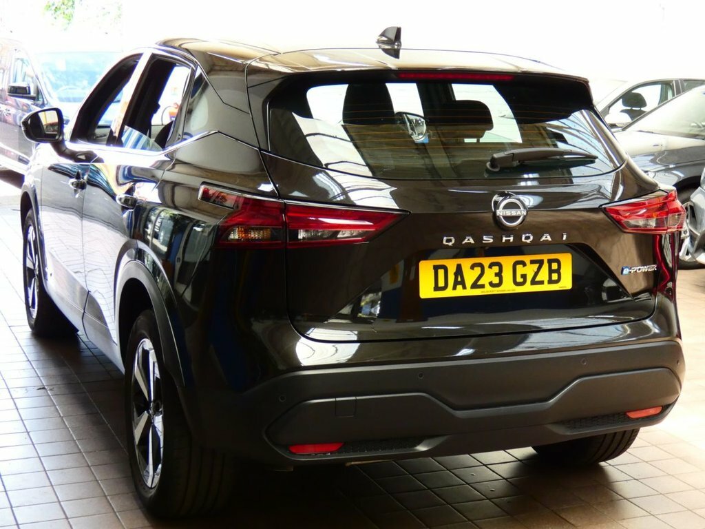 Nissan Qashqai 1.5L Acenta Premium DA23GZB Black #4