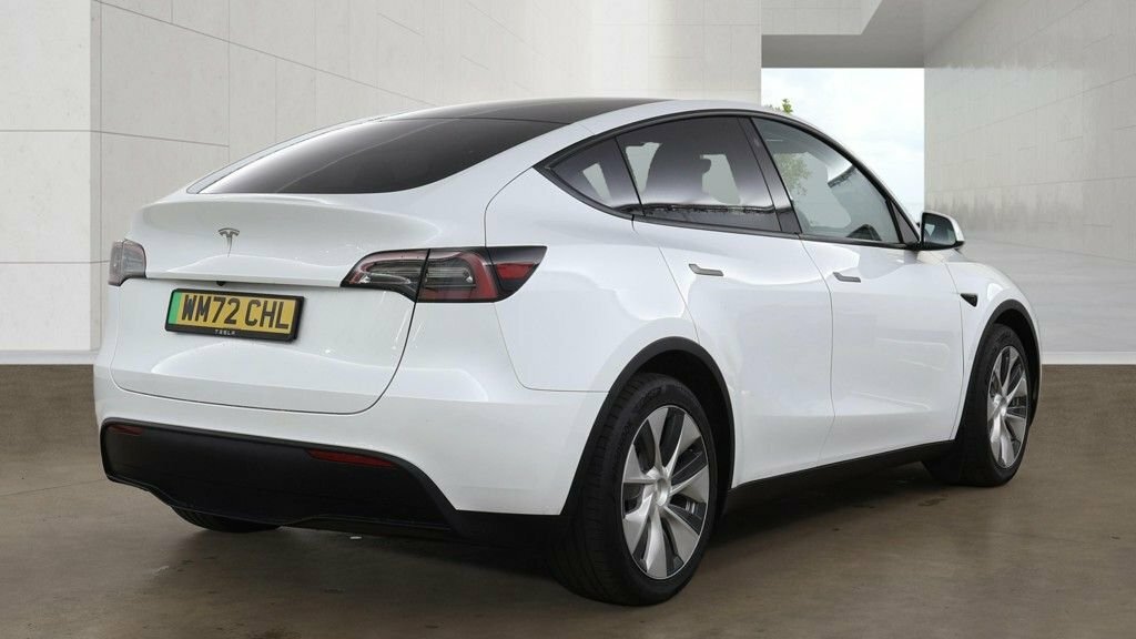 Tesla Model Y Suv WM72CHL White #4