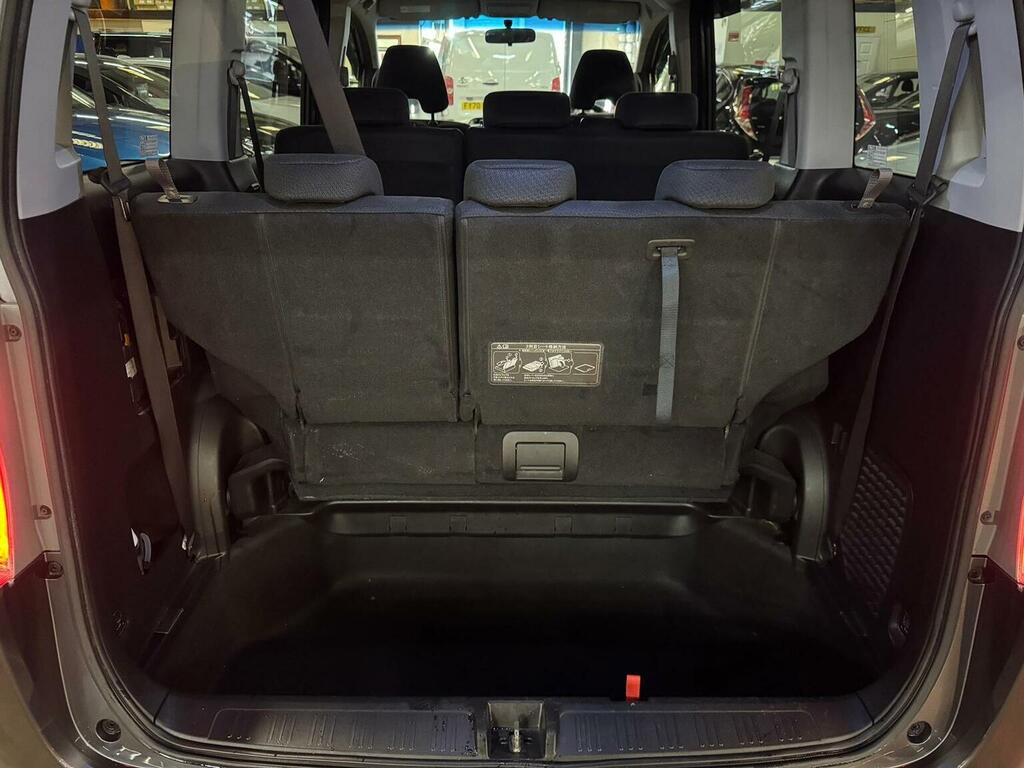 Honda StepWagon Mpv 1.5 7 Seats Waku Waku Doors 201564  #47
