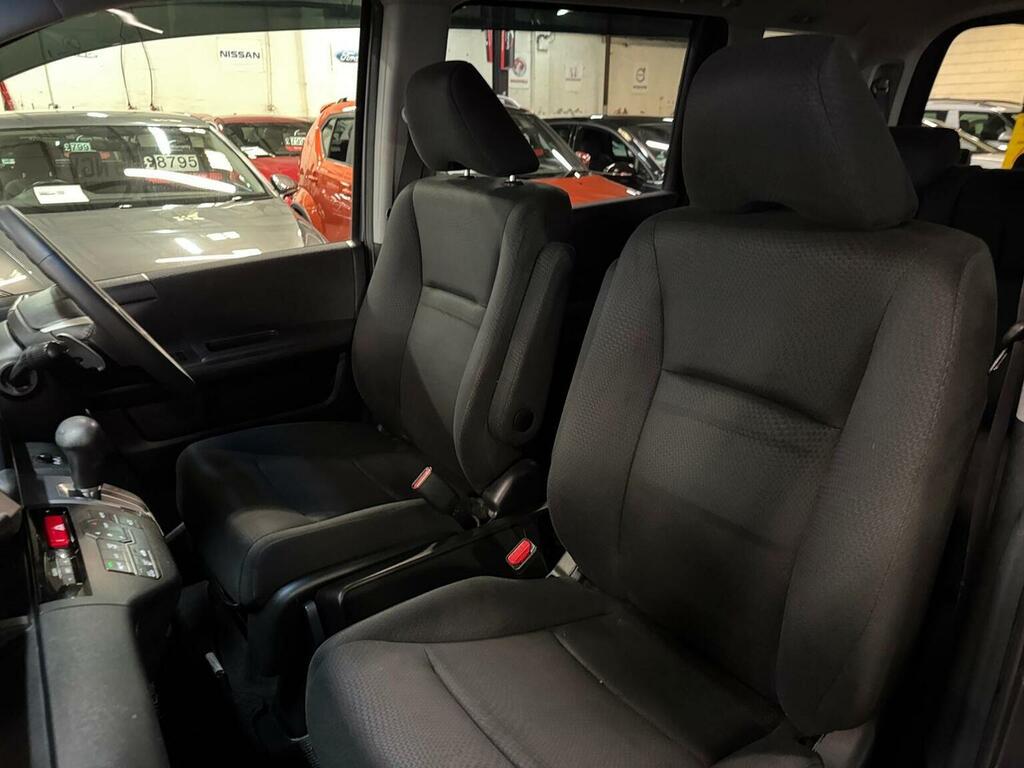 Honda StepWagon Mpv 1.5 7 Seats Waku Waku Doors 201564  #20