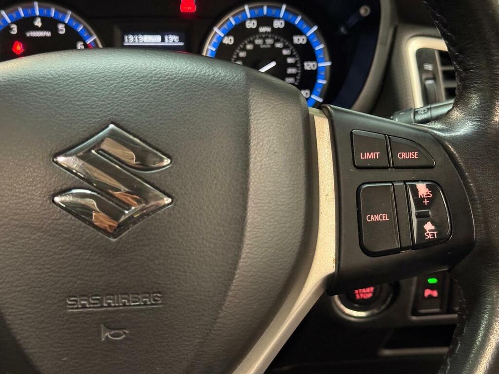 Suzuki SX4 S Cross Suv Red #30