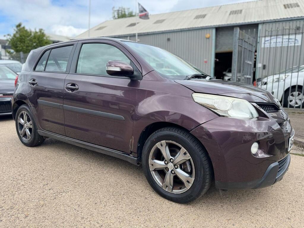 Toyota Urban Cruiser 1.33 Dual Vvt-i Suv Euro 4 Ss Purple #1