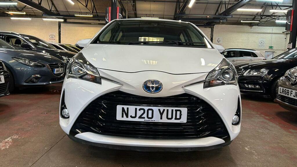 Toyota Yaris 1.5 Vvt-h Icon E-cvt Euro 6 Ss NJ20YUD White #2