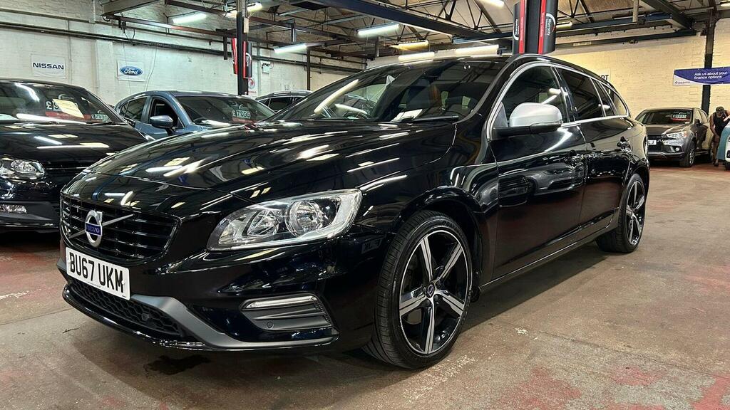 Volvo V60 2.0 D4 R-design Nav Euro 6 Ss BU67UKM Black #3