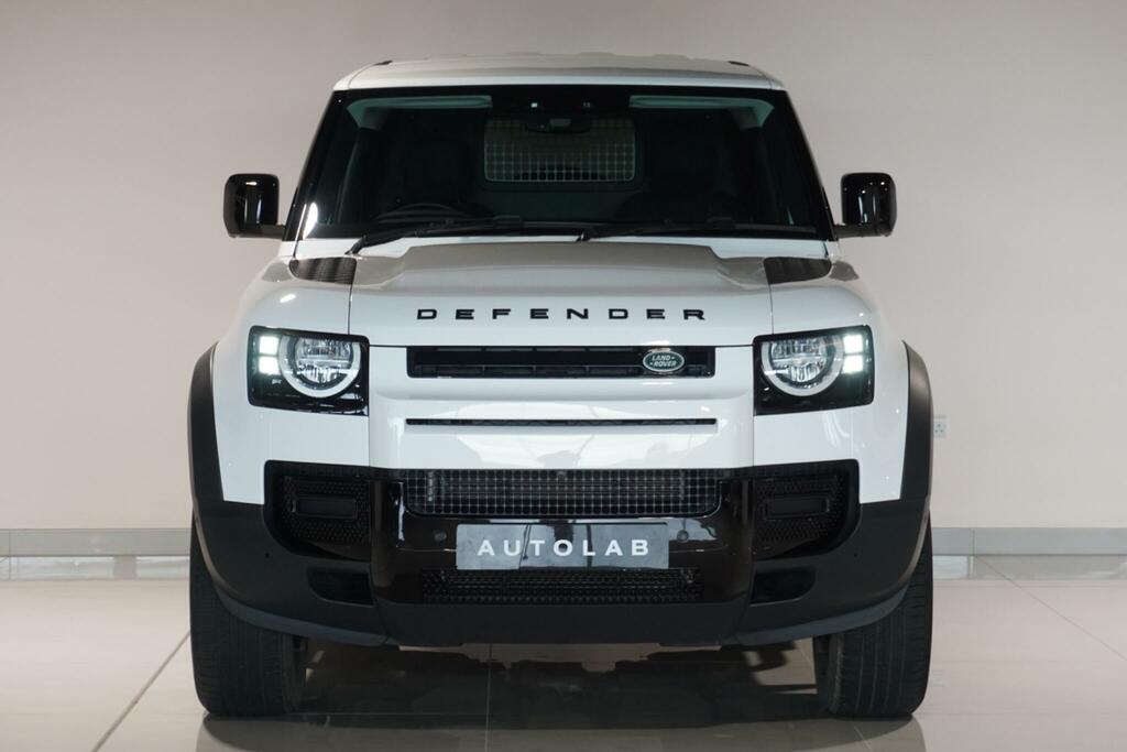 Land Rover Defender 90 3.0 D250 Mhev White #4