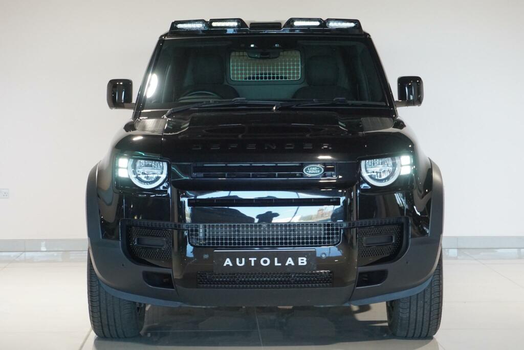 Land Rover Defender 90 3.0 D250 Mhev Black #4