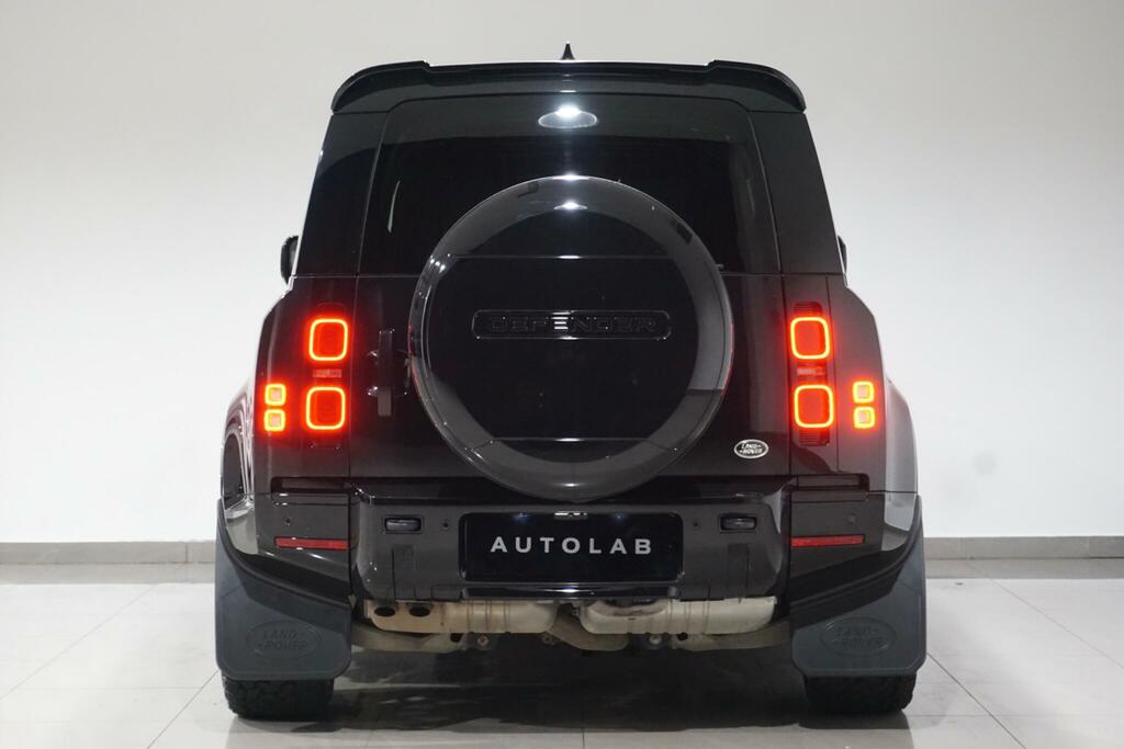 Land Rover Defender 110 3.0 D250 Mhev Black #5