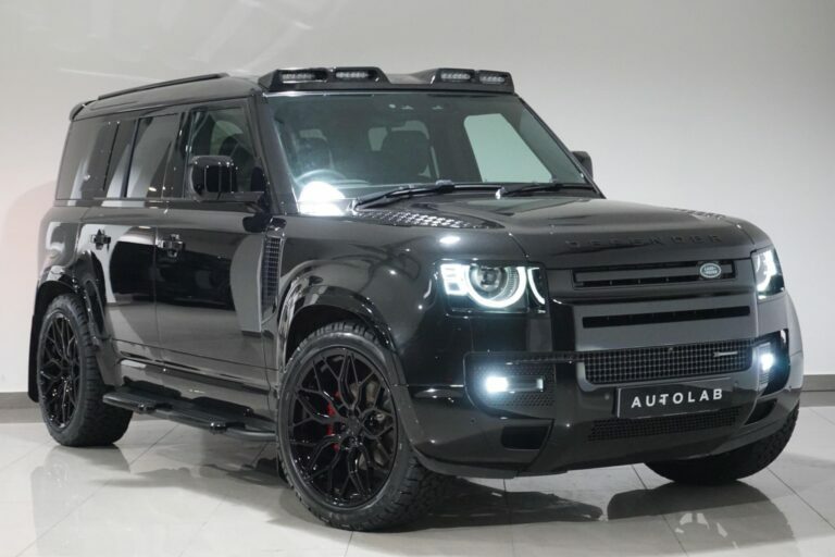 Land Rover Defender 110 3.0 D250 Mhev Black