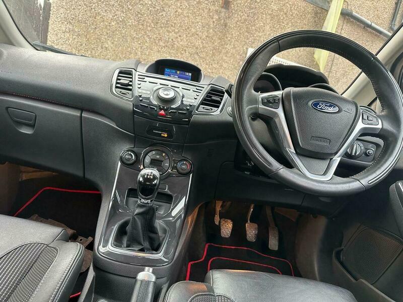 Ford Fiesta 1.0T Ecoboost Titanium X YR64AWZ Black #2