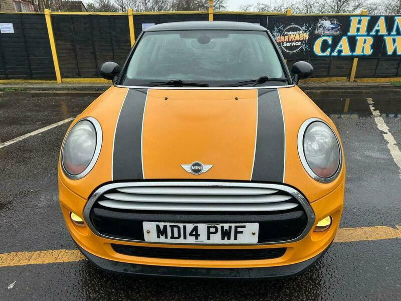 Mini Hatch 1.5 Cooper Euro 6 MD14PWF Orange #2