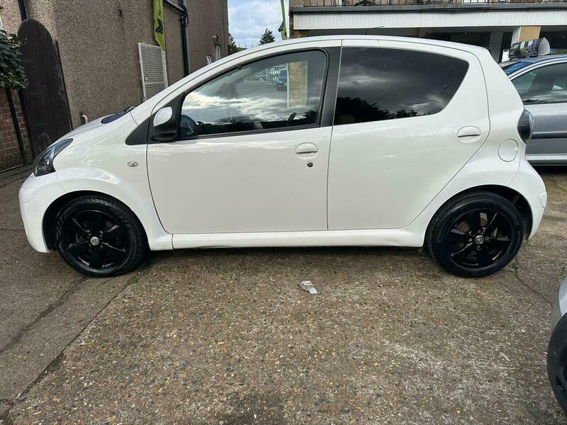 Toyota Aygo 1.0 Vvt-i Move Euro EF63RCY White #4