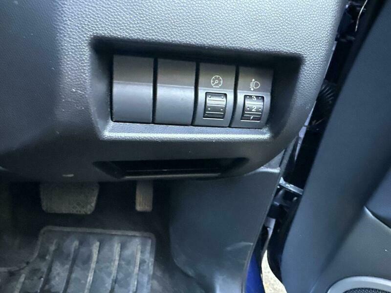 Mazda 3 Hatchback 1.6 Ts 200857 Silver #19