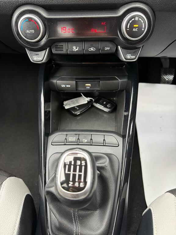 Kia Stonic 1.0 T-gdi Mhev Connect Euro 6 Ss MK72NCC Grey #6