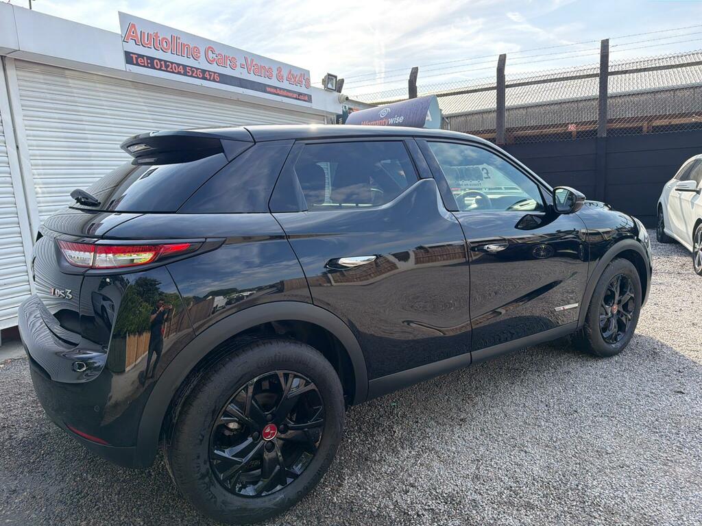 DS DS 3 Crossback 1.2 Puretech Performance Line Crossback Euro 6 S Black #4