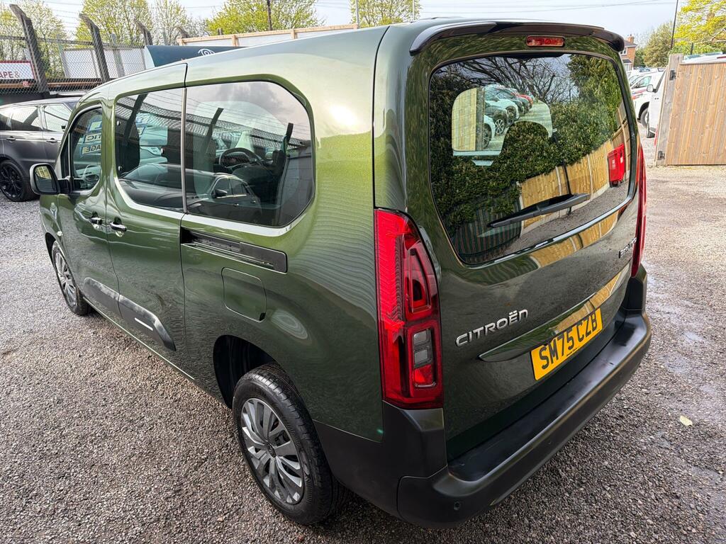 Citroen Berlingo 1.5 Plus XL Mpv Euro 6 Ss SM75CZB Green #3