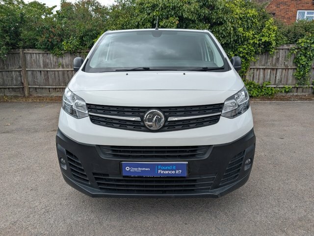 Vauxhall Vivaro 1.5 Turbo D 2700 DY71GBX White #6