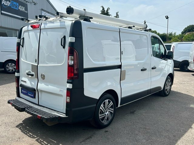 Vauxhall Vivaro 1.6 Cdti 2900 Panel FJ18YJC White #5