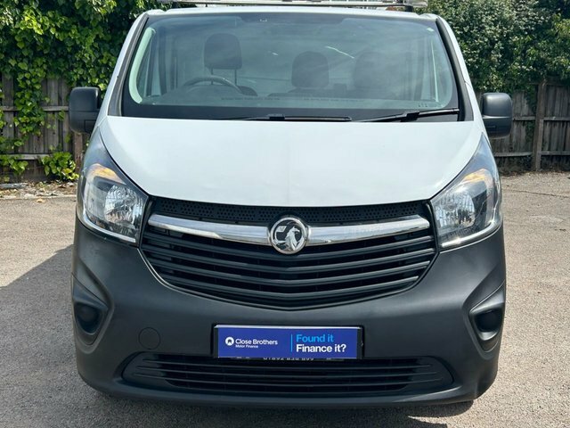 Vauxhall Vivaro 1.6 Cdti 2900 Panel FJ18YJC White #3