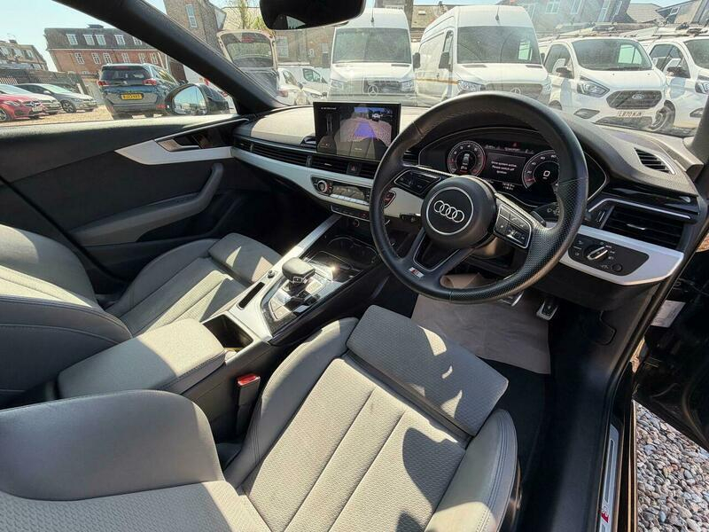 Audi A4 2.0 Tfsi 35 S Line S Tronic Euro 6 Ss Black