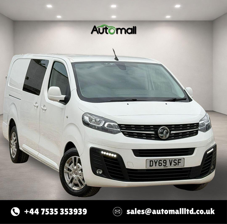 Vauxhall Vivaro 2.0 Turbo D 3100 Sportive Crew Van L2 H1 Euro 6 S White