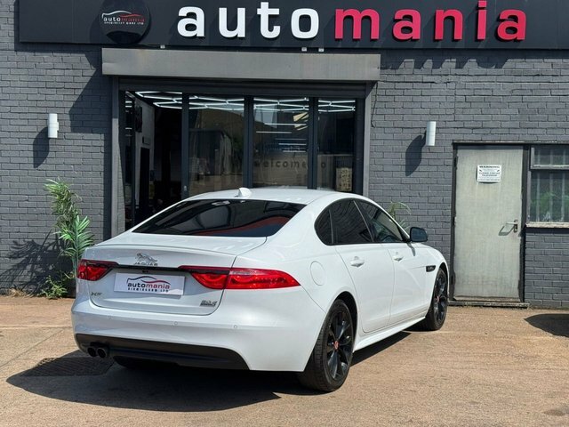 Jaguar XF R-sport Saloon BV17DTK White #4