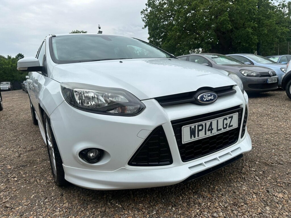 Ford Focus 1.6 Zetec S Powershift Euro 5 WP14LGZ White #4