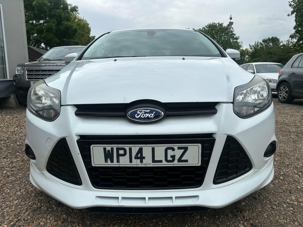 Ford Focus 1.6 Zetec S Powershift Euro 5 WP14LGZ White #2