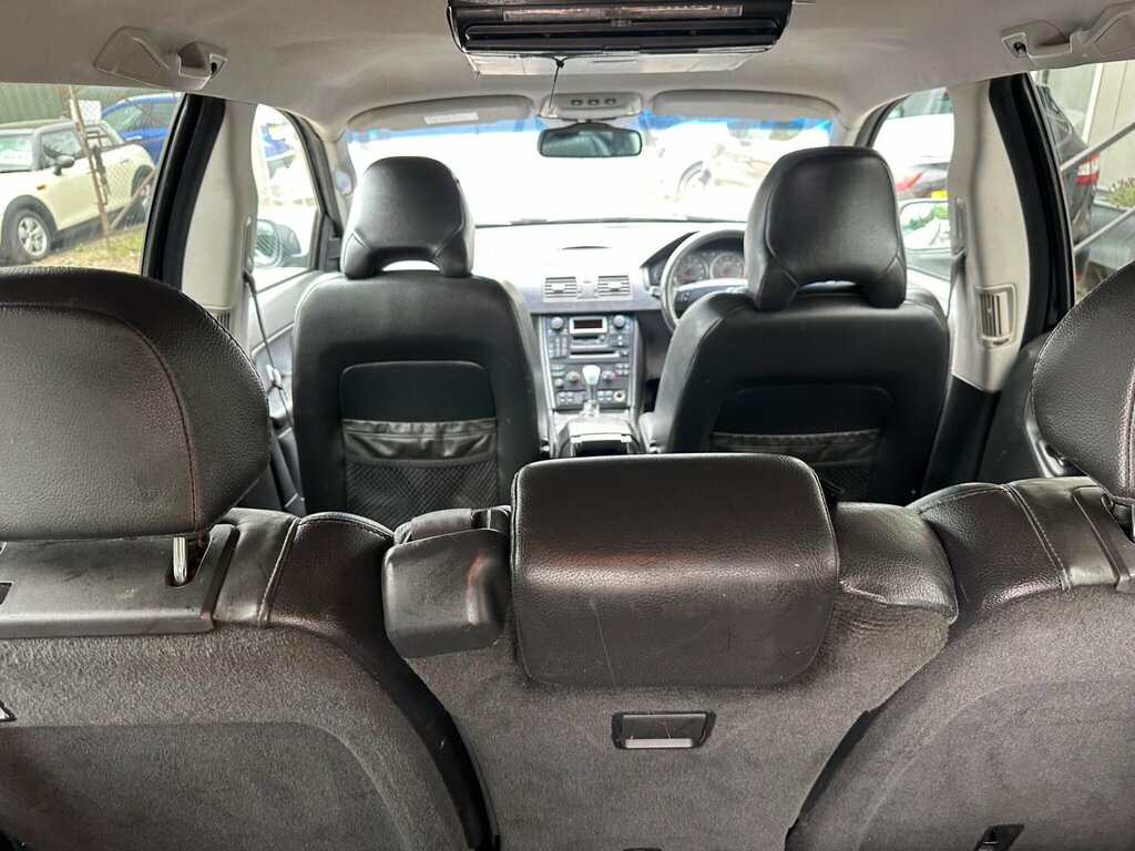 Volvo XC90 2.4 D5 Se Black #31