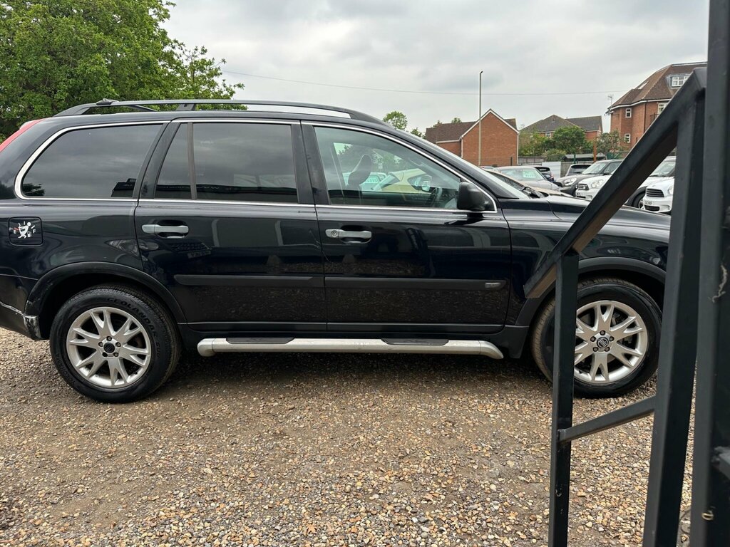 Volvo XC90 2.4 D5 Se Black #13