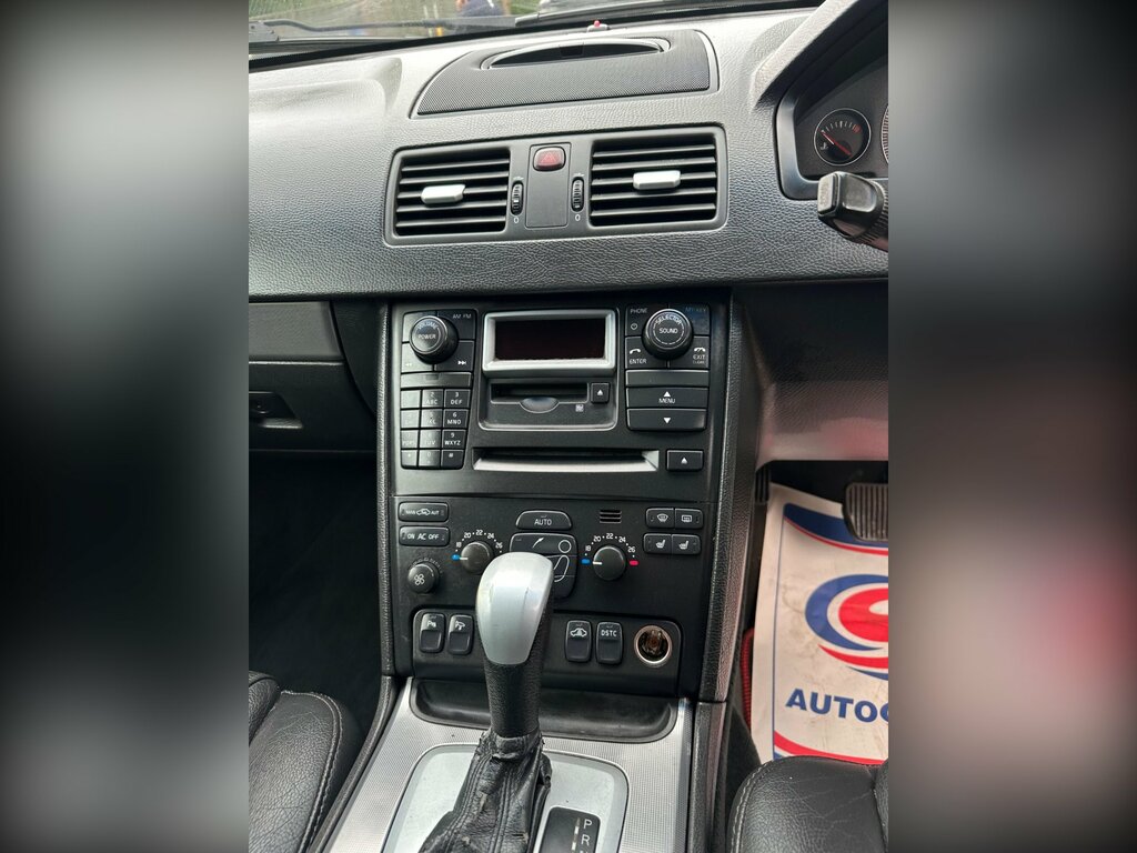 Volvo XC90 2.4 D5 Se Black #52