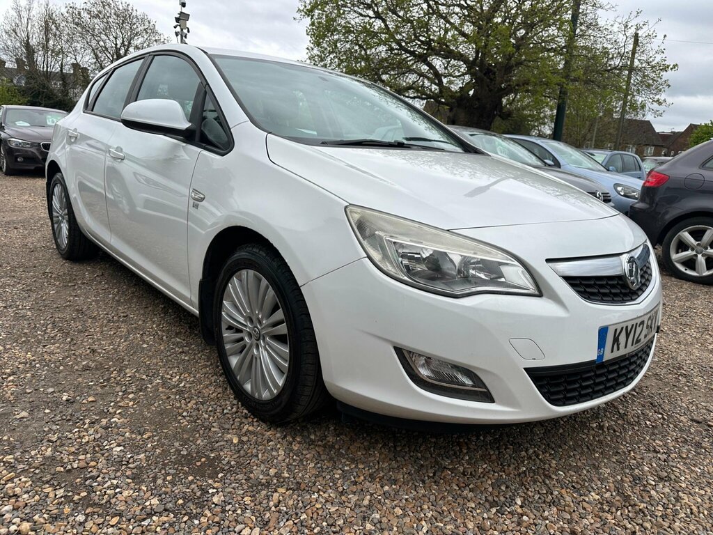 Vauxhall Astra 1.6 16V Excite Euro 5 White
