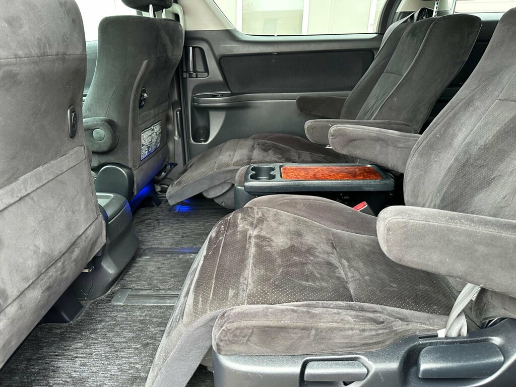 Toyota Vellfire 2.4 S Black #30
