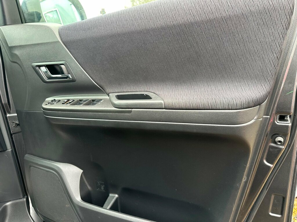 Toyota Vellfire 2.4 S Black #40