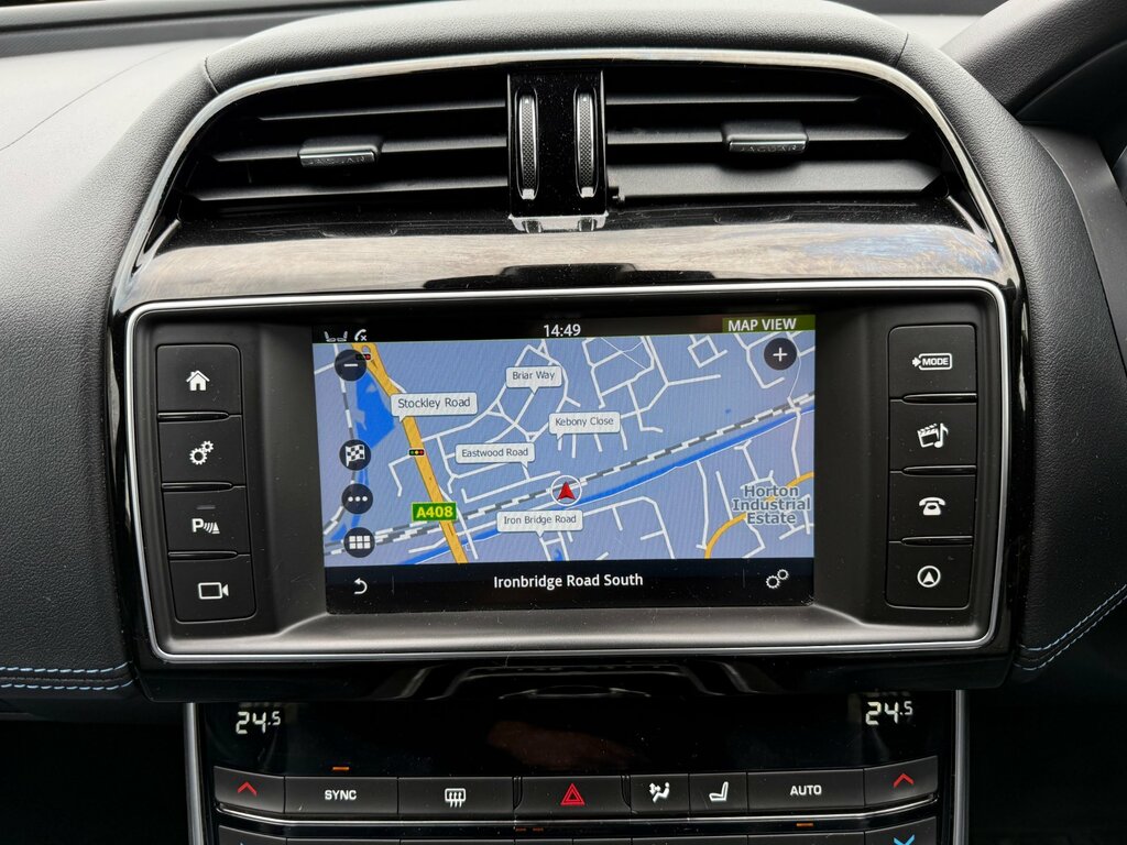 Jaguar XE 2.0D R-sport Saloon Euro 6 Ss BV17DVN Blue #6