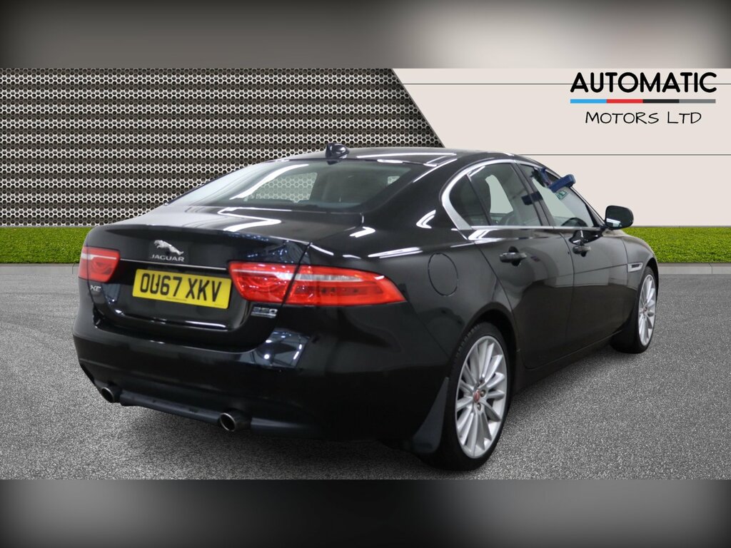 Jaguar XE 2.0D Portfolio Saloon Awd Euro 6 OU67XKV Black #6