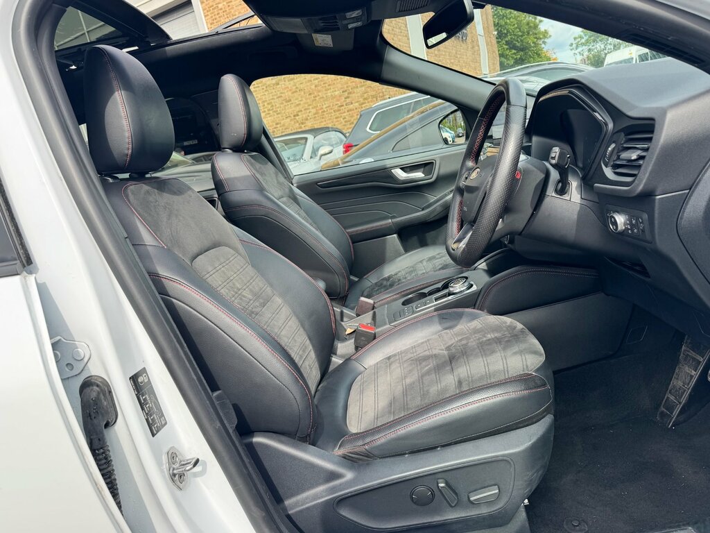 Ford Kuga 2.5 Duratec 14.4Kwh St-line X Edition Suv Petr YR22BVJ White #4
