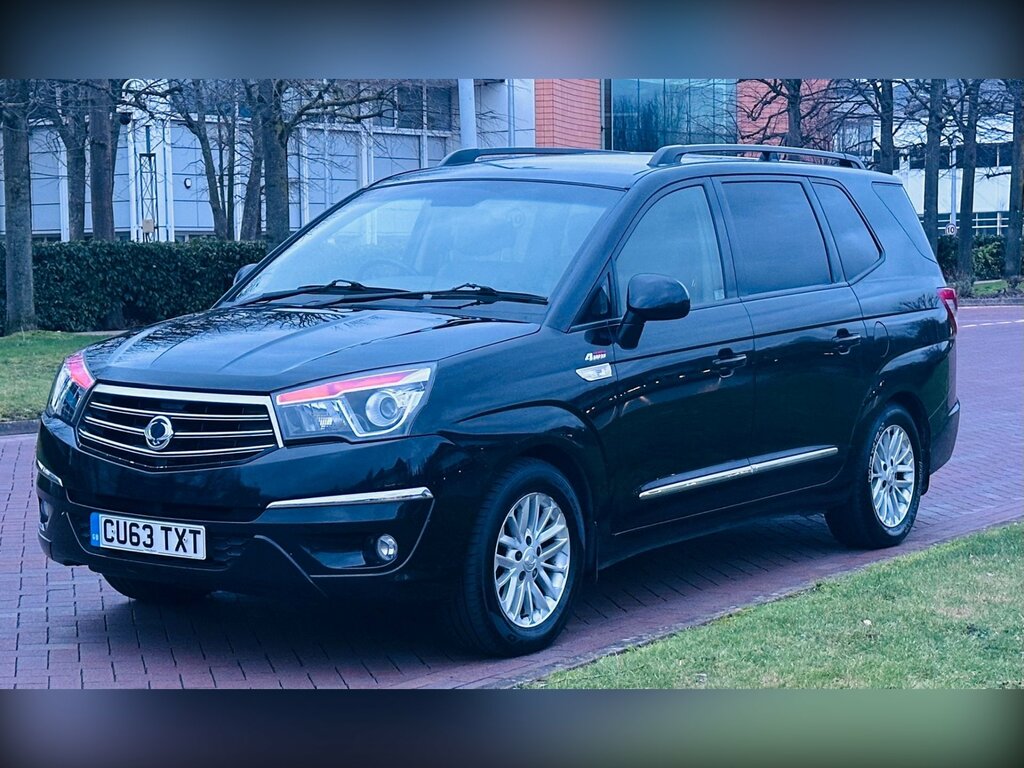 SsangYong Turismo 2.0 E-xdi Ex Mpv T-tronic 4Wd Selectabl Black #5