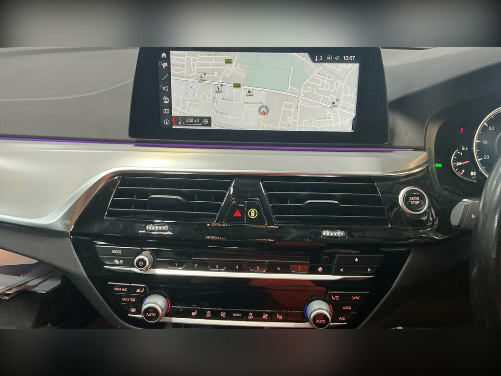 BMW 5 Series 2.0 530E 9.2Kwh Se Saloon Plug-in Hybri YA18VYT Blue #3