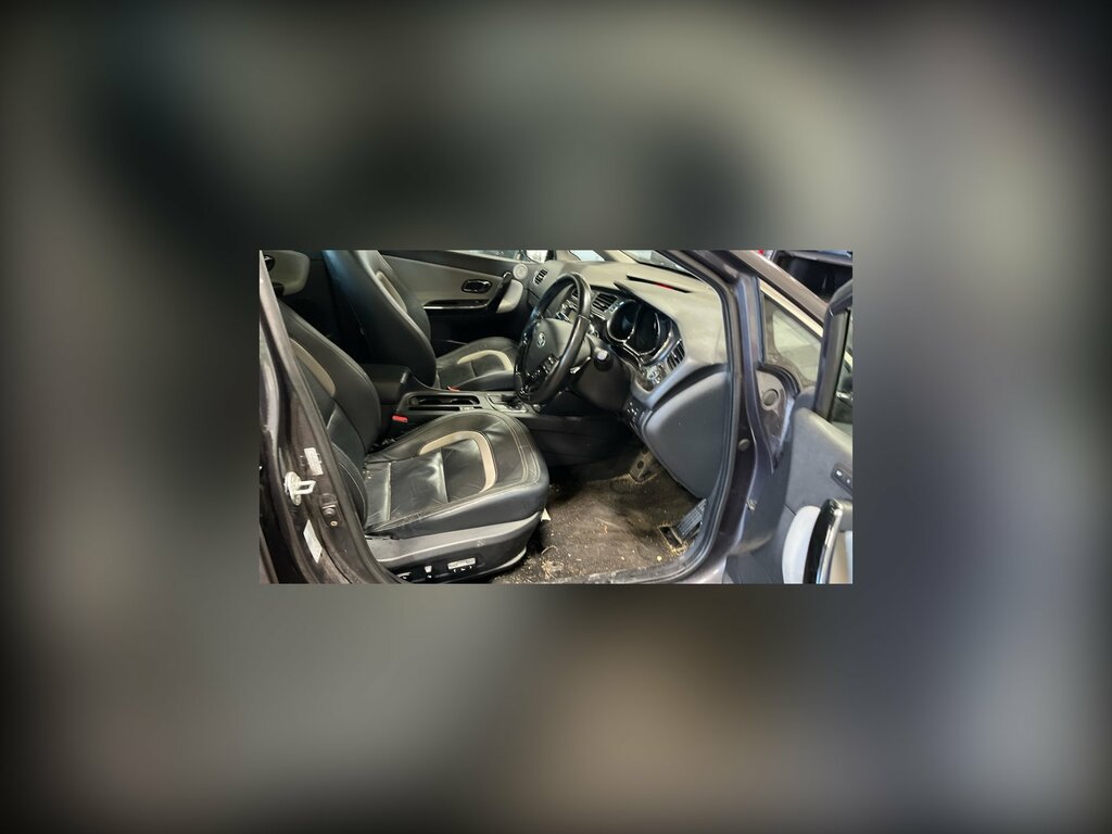 Kia Ceed 1.6 Gdi 4 Tech Hatchback Dct Euro 5 13 Silver